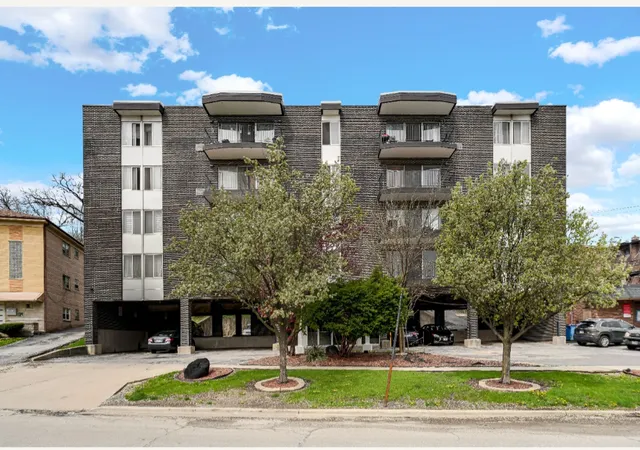 11116-s-longwood-dr-202-chicago-il-60643/hzid_5057b270