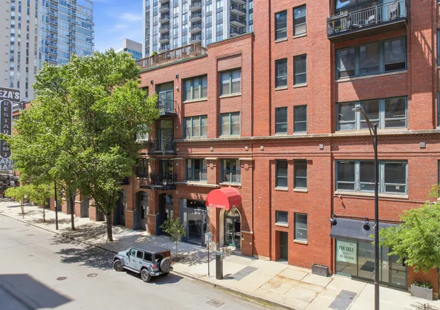 420-w-ontario-st-304-chicago-il-60654/hzid_878c0516