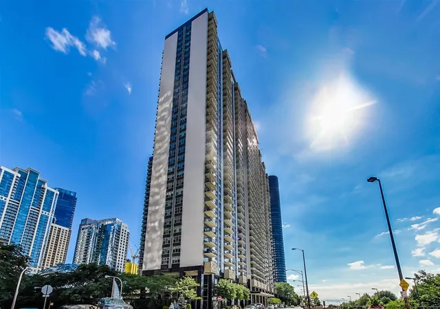 400-e-randolph-st-1621-chicago-il-60601/hzid_e88c6417