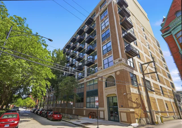 221-e-cullerton-st-812-chicago-il-60616/hzid_c9d250ee