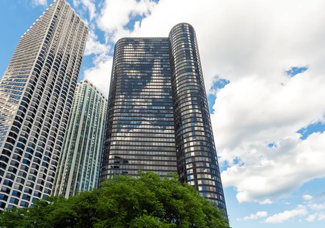 155-n-harbor-dr-4101-4102-chicago-il-60601/hzid_7137828b
