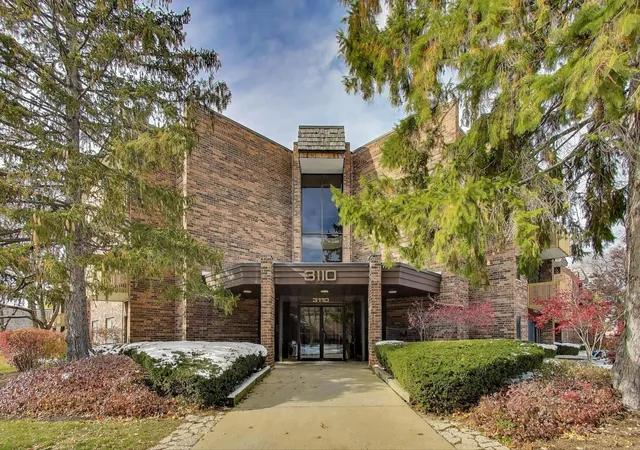 3110-pheasant-creek-dr-104-northbrook-il-60062/hzid_06b3ed83