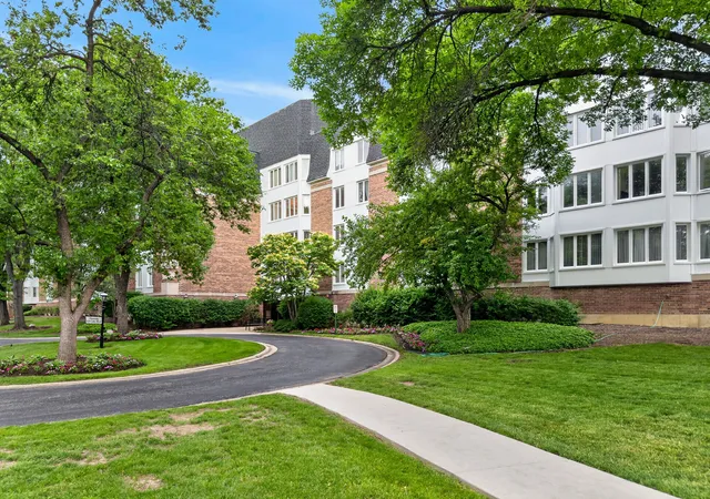225-lake-blvd-545-buffalo-grove-il-60089/hzid_8941e687