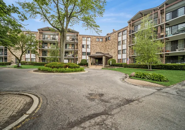250-w-parliament-pl-415-mount-prospect-il-60056/hzid_12839be3