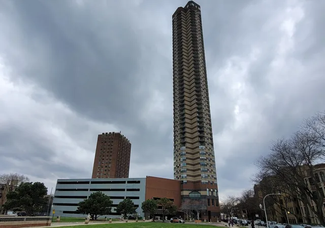 3660-n-lake-shore-dr-4713-chicago-il-60613/hzid_a2d26c86