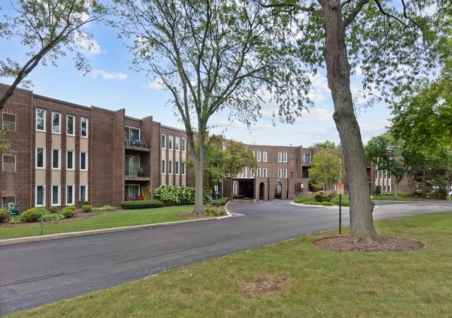 1430-sandstone-dr-115-wheeling-il-60090/hzid_b8023e04