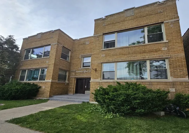 3206-w-66th-street-chicago-il-60629/hzid_711ed3a5