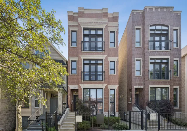 1039-w-grace-st-2-chicago-il-60613/hzid_f6492973