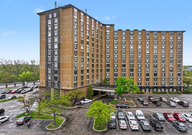 1-renaissance-pl-1105-palatine-il-60067/hzid_d6cf2e56