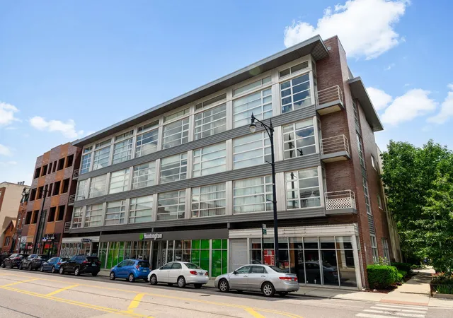1849-w-north-ave-10-chicago-il-60622/hzid_7739cf1b