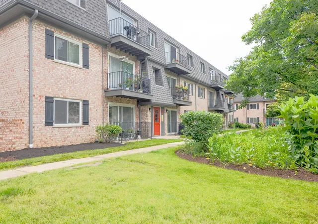 916-s-plum-grove-rd-223-palatine-il-60067/hzid_2b88a6ed