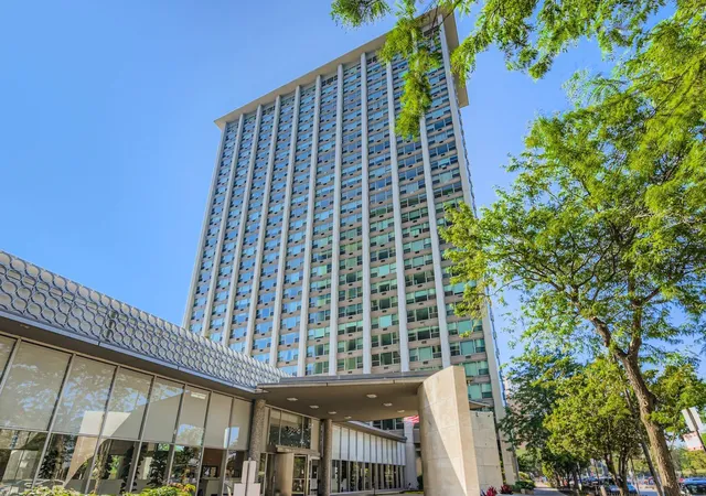 3600-n-lake-shore-dr-2217-chicago-il-60613/hzid_cc9049ae