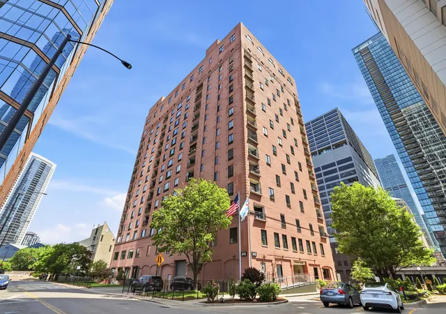 345-n-canal-st-1204-chicago-il-60606/hzid_61a5d856