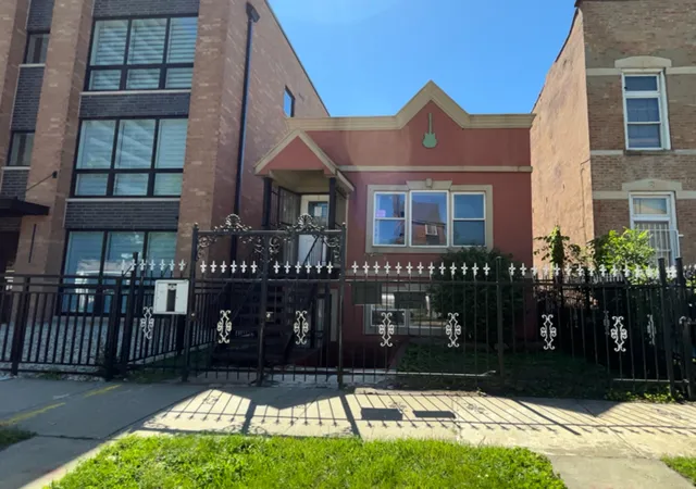 3736-s-calumet-ave-chicago-il-60653/hzid_2bbe0570