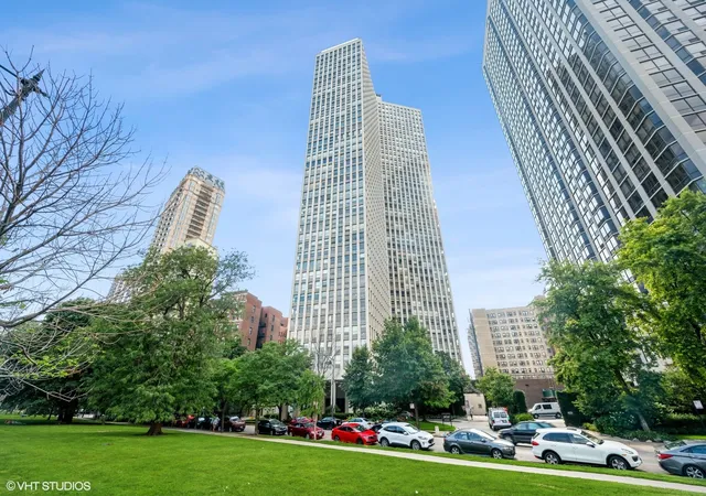 2626-n-lakeview-ave-2506-chicago-il-60614/hzid_f1549a7b