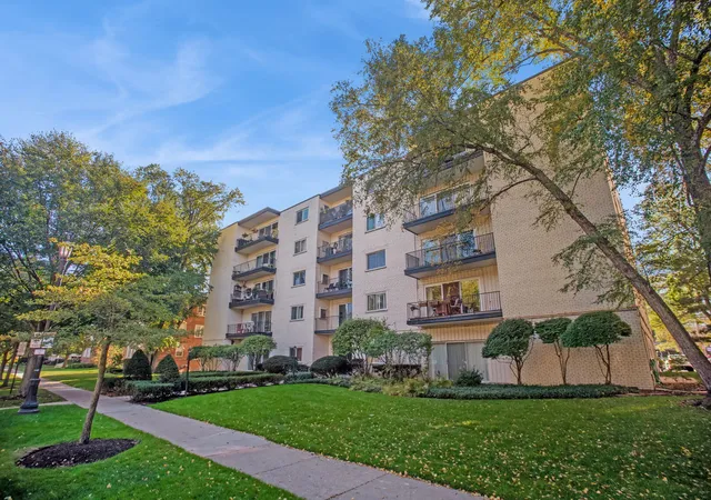 820-oakton-st-2a-evanston-il-60202/hzid_0745d4da