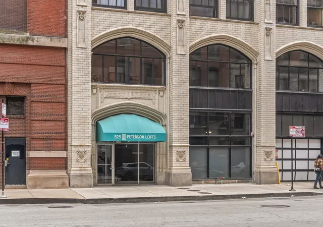 523-s-plymouth-ct-505-chicago-il-60605/hzid_64d71595