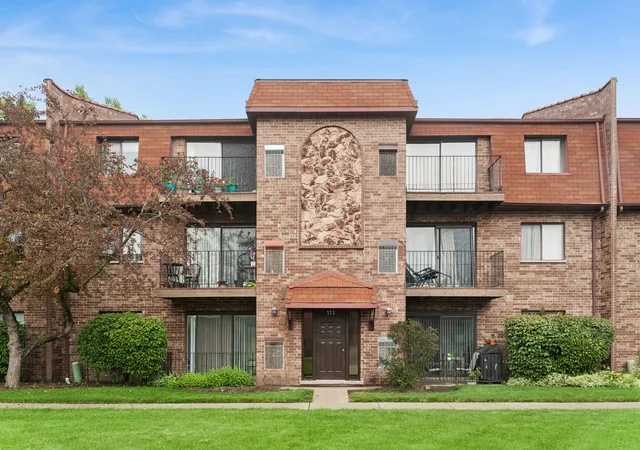 111-w-brandon-ct-e33-palatine-il-60067/hzid_acab0b9d