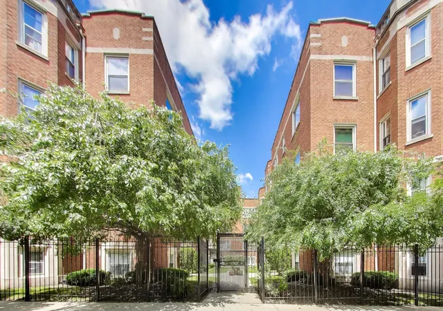 1624-w-columbia-ave-3n-chicago-il-60626/hzid_2441f4b8