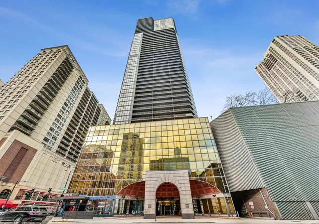 10-e-ontario-st-4808-chicago-il-60611/hzid_5341f219