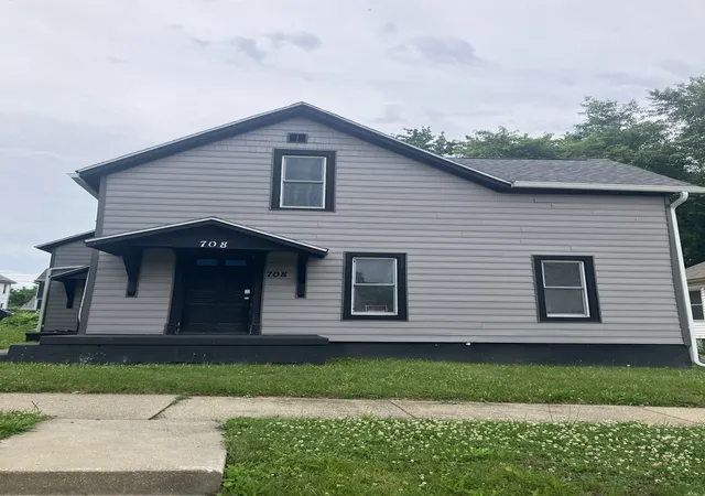 708-w-jefferson-st-bloomington-il-61701/hzid_62d79f96