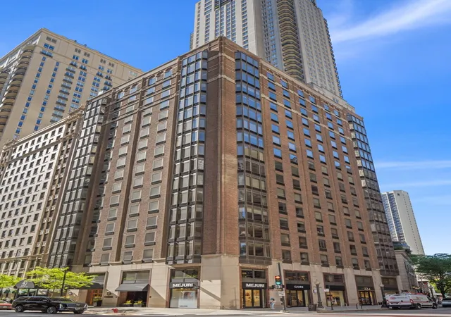 40-e-delaware-pl-1502-chicago-il-60611/hzid_02fb1b3c