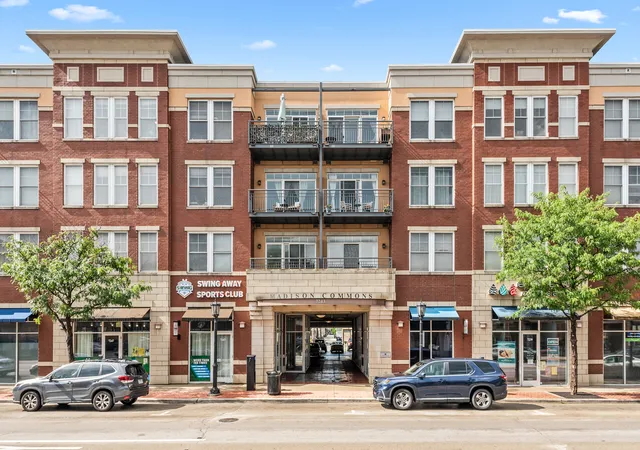 7243-madison-st-204-forest-park-il-60130/hzid_e6df36c1