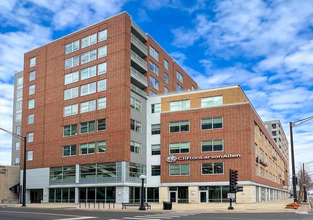 301-n-neil-st-808-809-champaign-il-61820/hzid_12963802