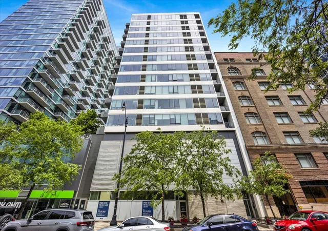 1345-s-wabash-ave-907-chicago-il-60605/hzid_a8a13b37