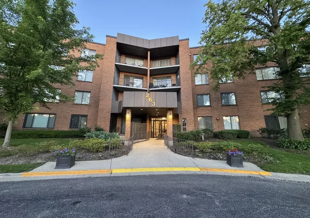 263-s-clubhouse-dr-312-palatine-il-60074/hzid_c4201eb8