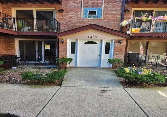 5819-w-higgins-ave-1d-chicago-il-60630/hzid_aaf17ed0