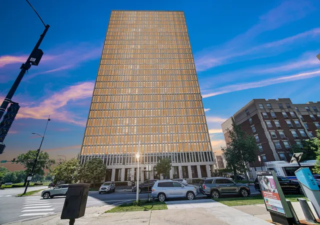 6700-s-shore-dr-26c-chicago-il-60649/hzid_ca088741