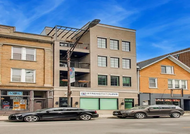2136-w-belmont-ave-ph-chicago-il-60618/hzid_9be55344