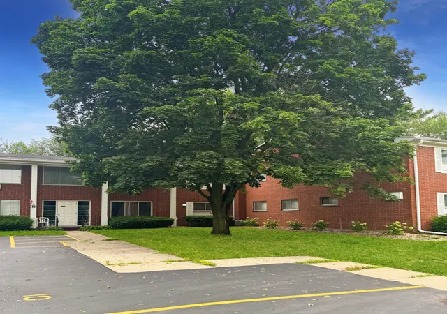 124-n-whistler-ave-b8-freeport-il-61032/hzid_b0240755