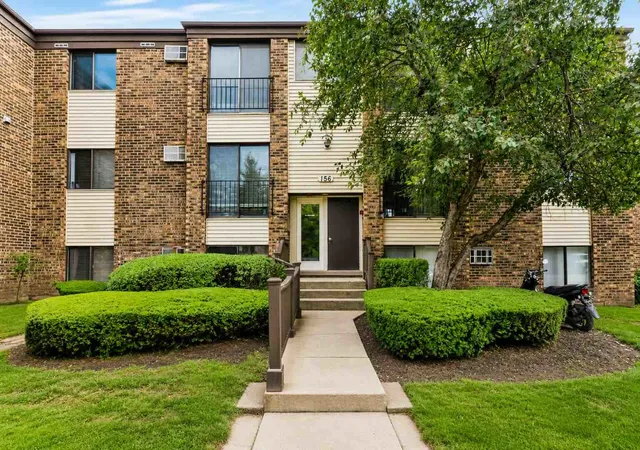 156-dunteman-dr-301-glendale-heights-il-60139/hzid_76919551