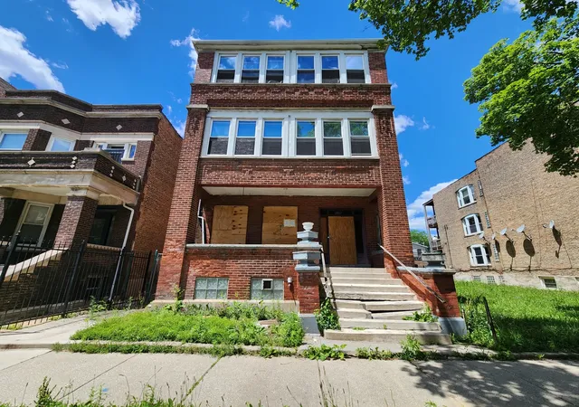 6146-s-vernon-ave-chicago-il-60637/hzid_76bbc42c