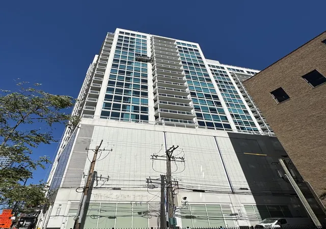 757-n-orleans-st-812-chicago-il-60654/hzid_003e5780