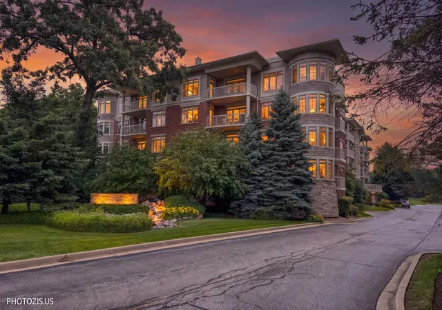 425-benjamin-dr-302-vernon-hills-il-60061/hzid_867511ac