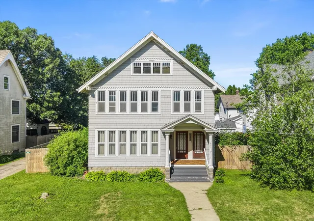 515-n-hennepin-ave-dixon-il-61021/hzid_7479cf48