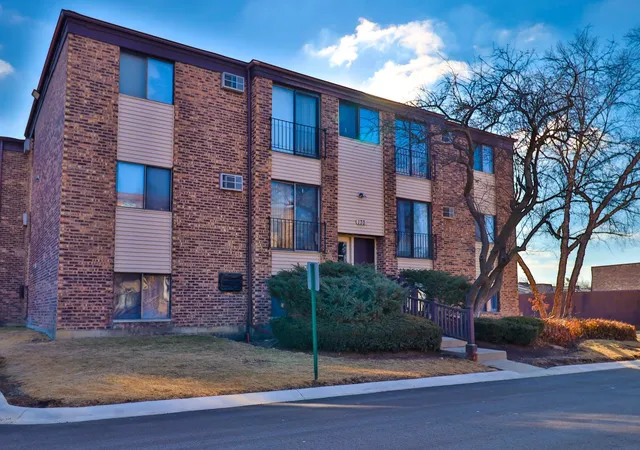 170-dunteman-dr-301-glendale-heights-il-60139/hzid_f2e58a0f