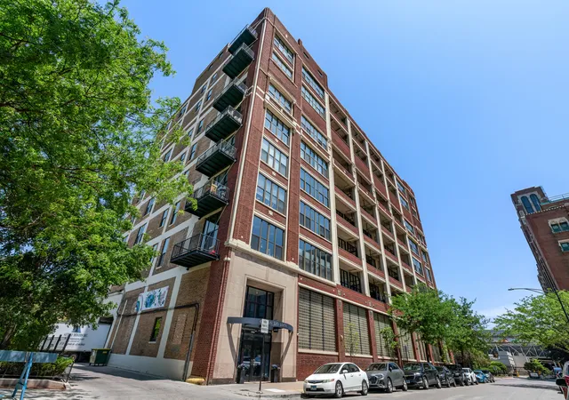 320-e-21st-st-615-chicago-il-60616/hzid_61431389