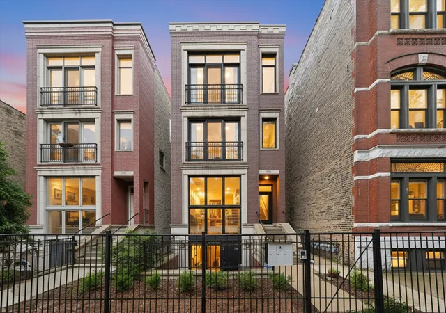 1054-n-hermitage-ave-1-chicago-il-60622/hzid_e98caeb3