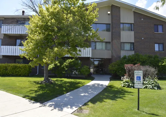1000-bayside-dr-207-palatine-il-60074/hzid_25896200