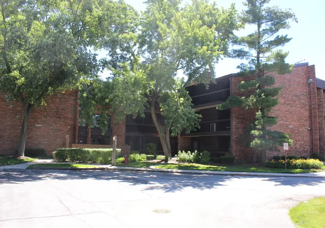 14500-linder-ct-ph1-oak-forest-il-60452/hzid_6e527928