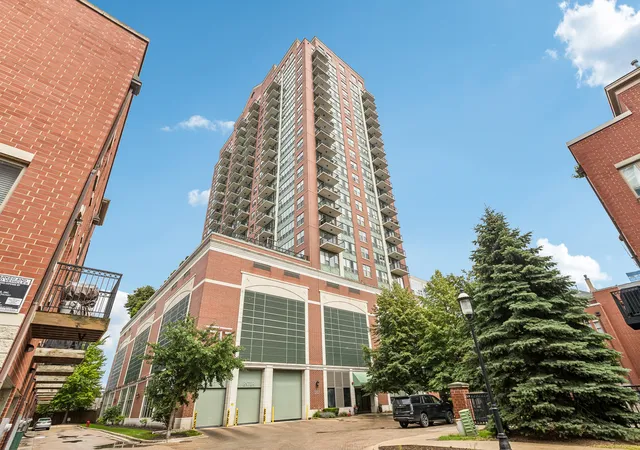 1717-s-prairie-ave-2206-chicago-il-60616/hzid_981807e7
