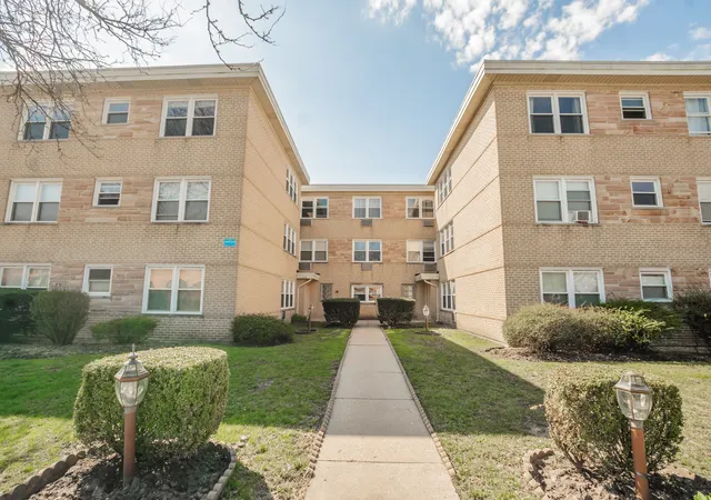 4629-main-st-3a-skokie-il-60076/hzid_16a233f3