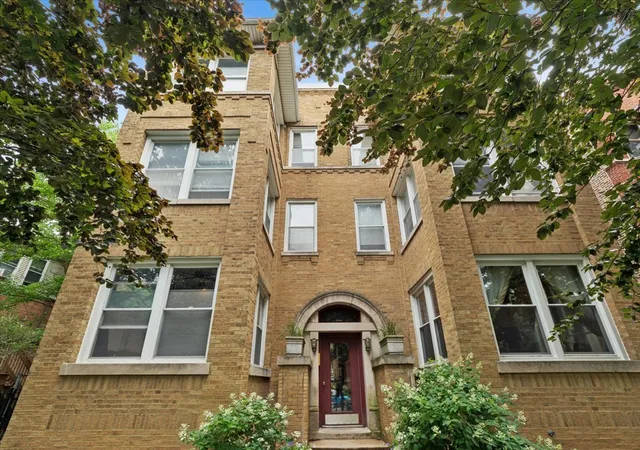 4417-n-malden-st-1s-chicago-il-60640/hzid_c1433c90