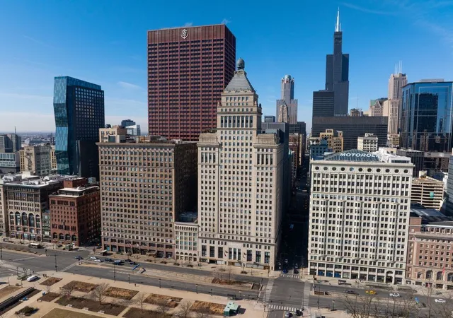 310-s-michigan-ave-1013-chicago-il-60604/hzid_1fdece4b