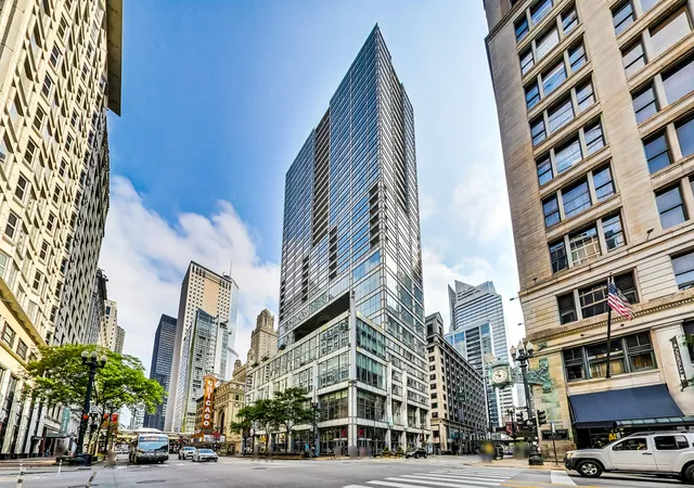 8-e-randolph-st-1602-chicago-il-60601/hzid_43597061