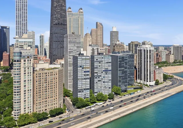 860-n-lake-shore-dr-21k-chicago-il-60611/hzid_16d48887